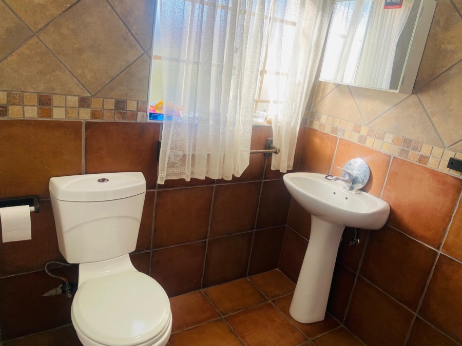 3 Bedroom Property for Sale in Waterkloof East North West